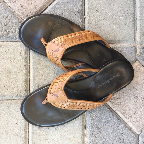 SOLD Tommy Bahama Leather Flip-Flops 11D - Picture 4 of 6